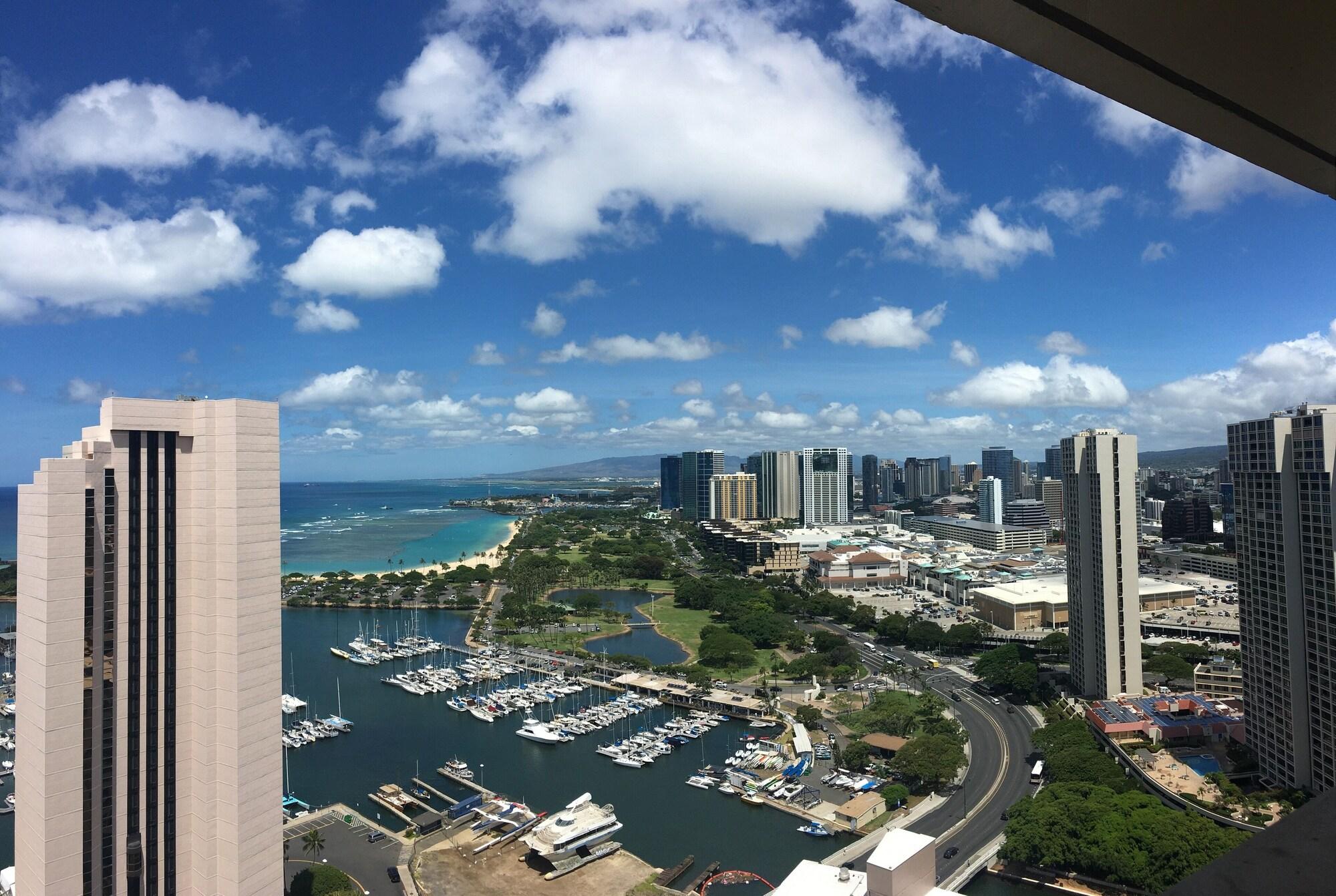 MARINA TOWER WAIKIKI APARTHOTEL 2⋆ ::: HONOLULU, UNITED STATES ...